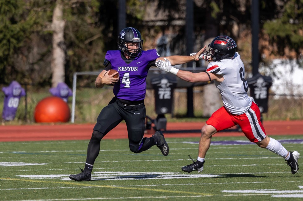 Park Penrod &rsquo;25, the Kenyon football team&rsquo;s quarterback, in action.
