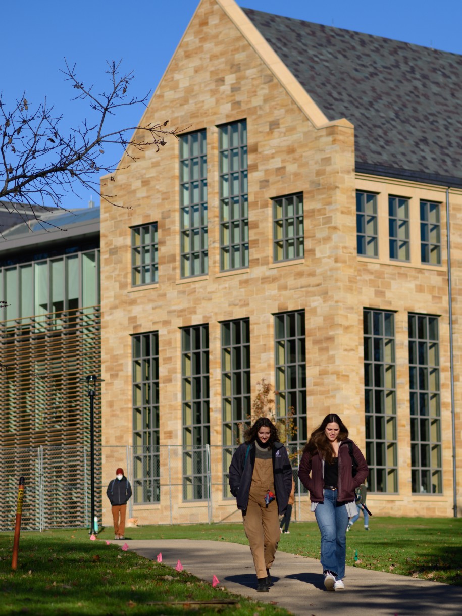 Chalmers Library Kenyon College