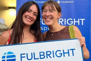 Guagui Vallejos ’25 (left) and Kate Haydel-Brown ’25 are both teaching in Spain this year.