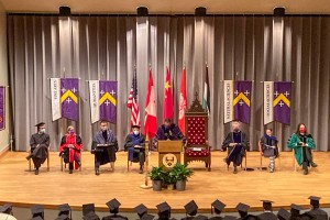 Rosse stage with ceremony participants