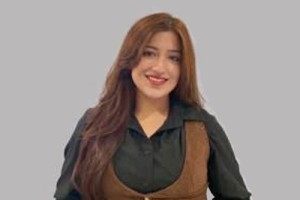 Ayesha Aslam '27