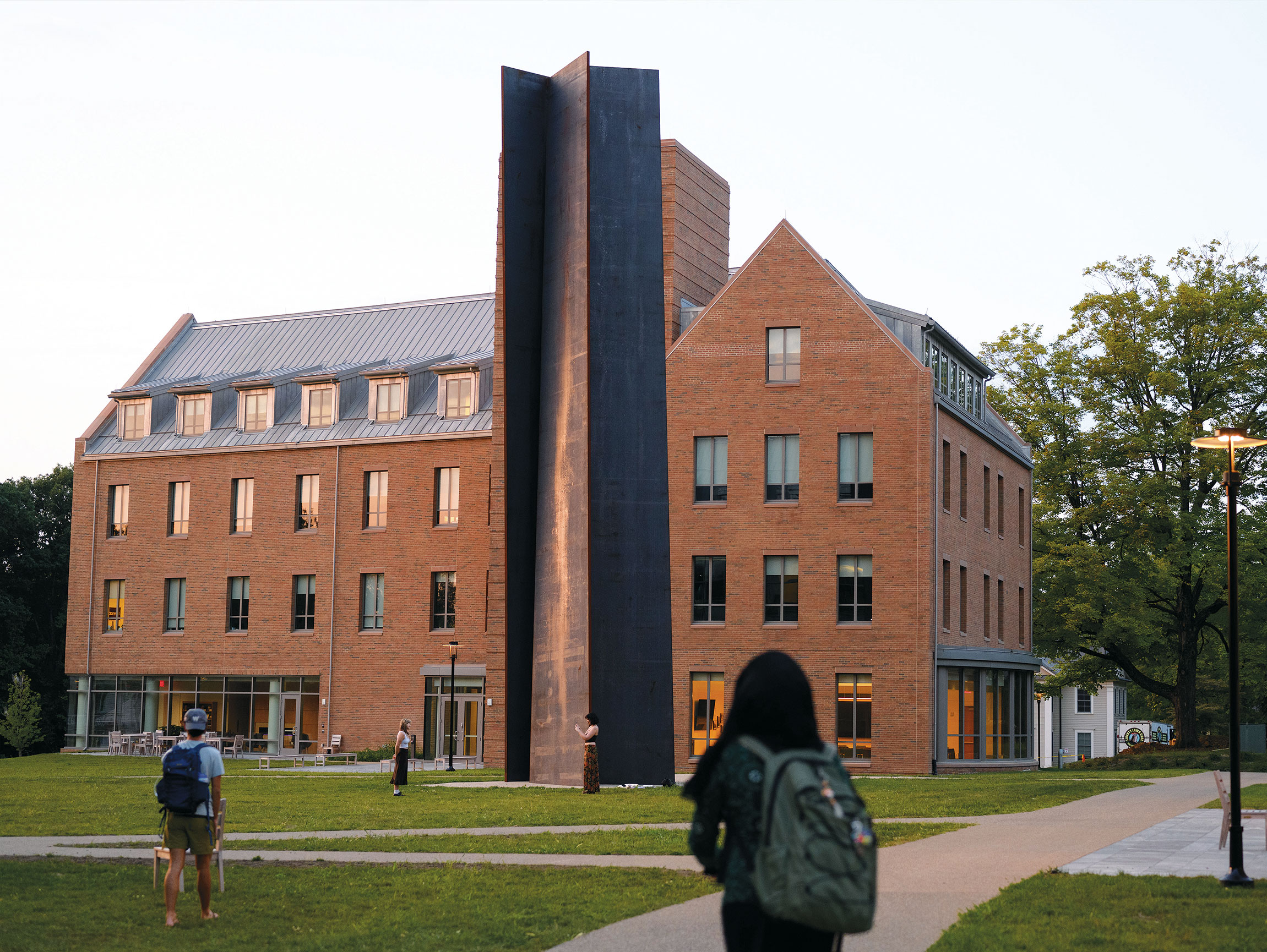 Lowell House, Serra statue on the West Quad