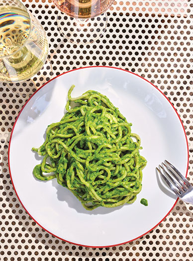 Green noodle dish